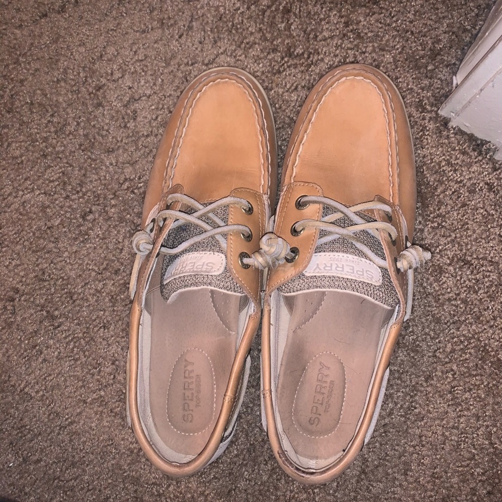 Women’s sperrys